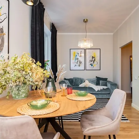 Designer In Telliskivi Apartment
