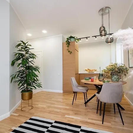 Designer In Telliskivi Apartment Reval