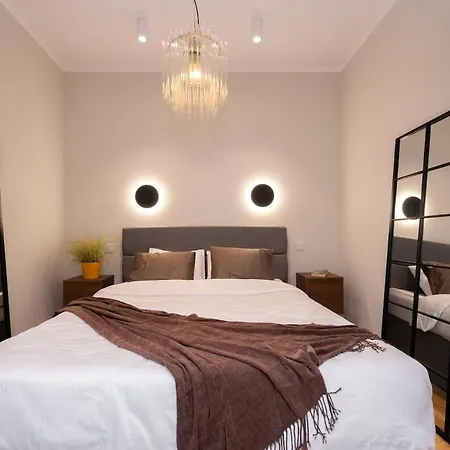 Designer In Telliskivi Apartment