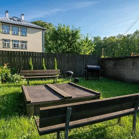 Apartment Designer In Telliskivi *